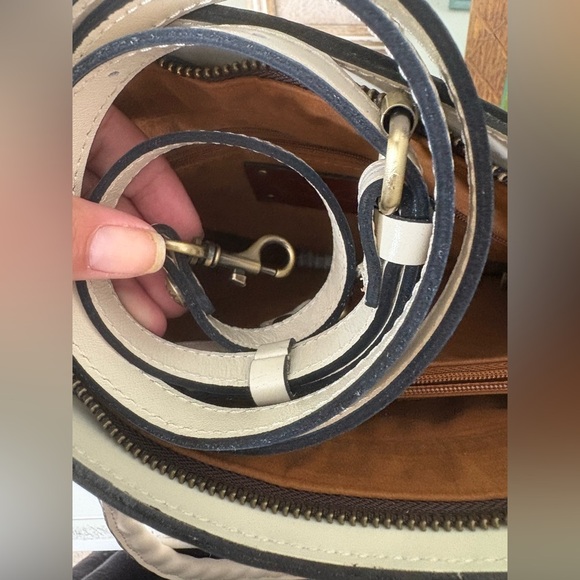 Patricia Nash Calvi Satchel leather two handle and leather crossbody strap - Picture 3 of 5